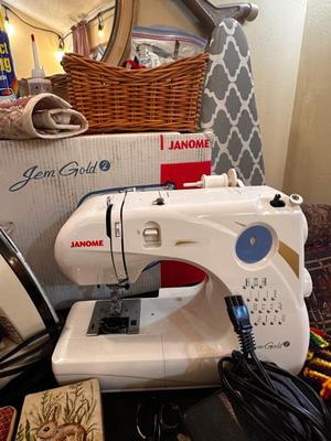 Sale Photo Thumbnail #372