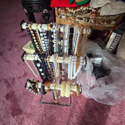 Sale Photo Thumbnail #152