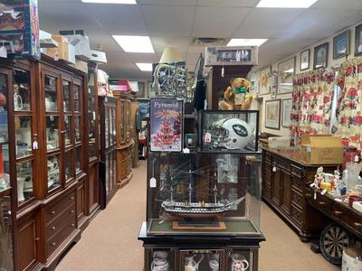 Sale Photo Thumbnail #3