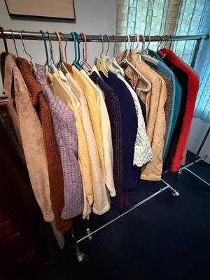 Sale Photo Thumbnail #46