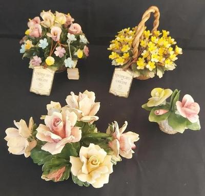 CAPODIMONTE DECORATIVE FLORAL PIECES 158