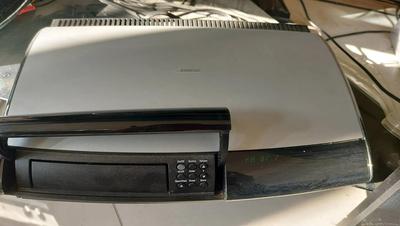 BOSE AV18 MEDIA CENTER AND SPEAKERS