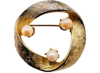 Sale Photo Thumbnail #185: "Capri" Gold Tone Costume Brooch Signed "Capri"