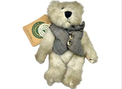 Sale Photo Thumbnail #129: Boyds Bear With Original Tags