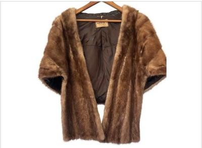 Sale Photo Thumbnail #35: Vintage Mink Stole Wrap - Signed Gertz