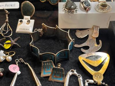 Sale Photo Thumbnail #85