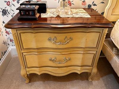 Sale Photo Thumbnail #676