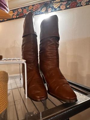 Sale Photo Thumbnail #687