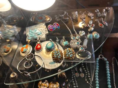 Sale Photo Thumbnail #83