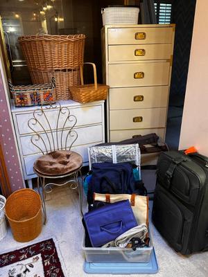 Sale Photo Thumbnail #704