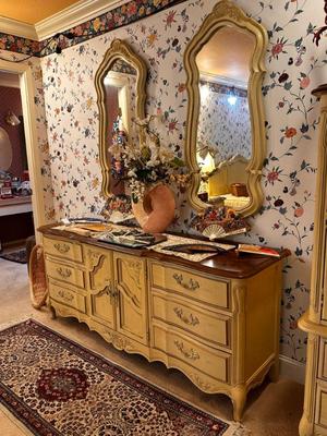 Sale Photo Thumbnail #701