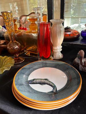 Sale Photo Thumbnail #123: William Sonoma plates