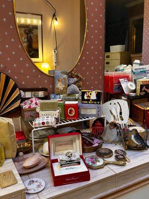 Sale Photo Thumbnail #711