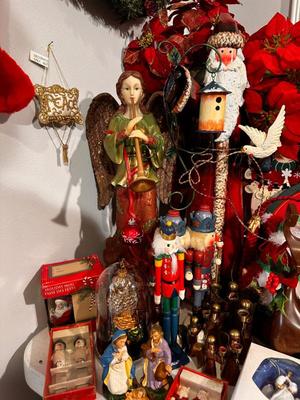 Sale Photo Thumbnail #567