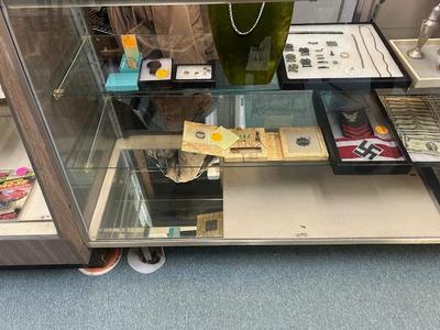 Sale Photo Thumbnail #8