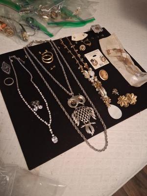 Sale Photo Thumbnail #16