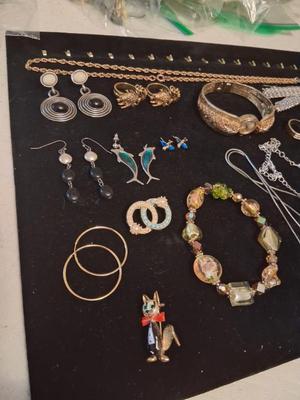 Sale Photo Thumbnail #10