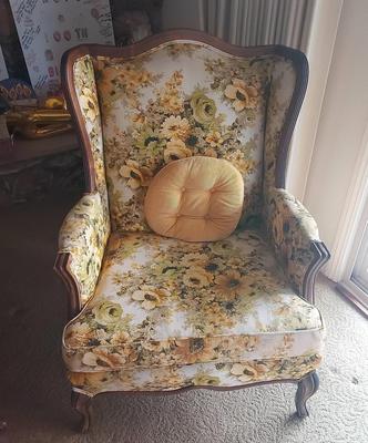 QUEEN ANNE STYLE FLORAL WINGBACK ARMCHAIR 