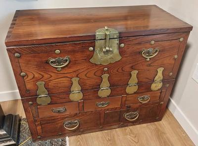 ANTIQUE KOREAN CHEST