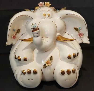 CAPODIMONTE PORCELAIN ELEPHANT