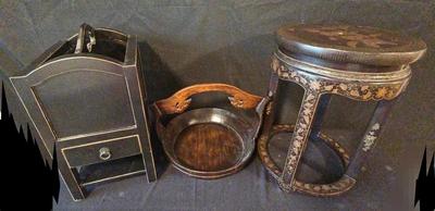 SIDE TABLE, MAGAZINE RACK WITH DRAWER AND A WOODEN BASKET