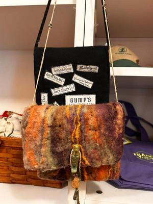 Sale Photo Thumbnail #530