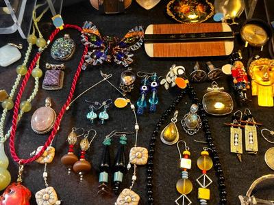 Sale Photo Thumbnail #49