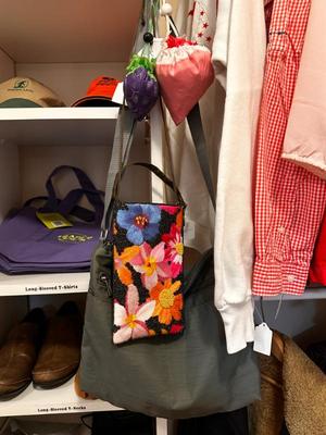 Sale Photo Thumbnail #526