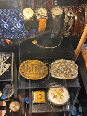 Sale Photo Thumbnail #48