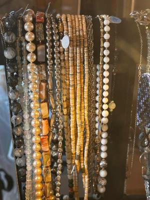 Sale Photo Thumbnail #53