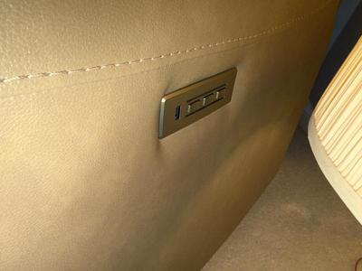 Sale Photo Thumbnail #95