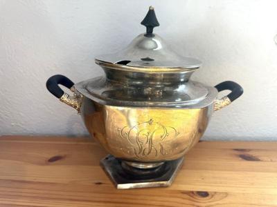 Pairpoint Manufacturing Co. Quadruple Plate Lidded Sugar Bowl 