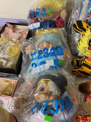 Sale Photo Thumbnail #384