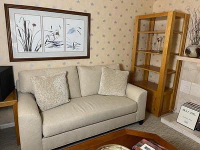 Sale Photo Thumbnail #162