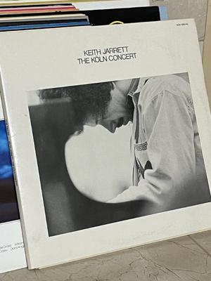 Sale Photo Thumbnail #183