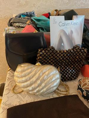 Sale Photo Thumbnail #323