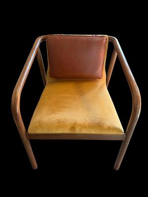 DM115 - "Art Furniture" Chair