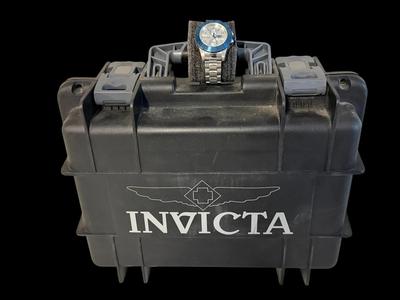 DM114 - Invicta Watch and Carry Case