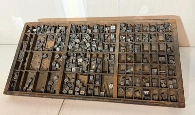 DM309 - Typeset Block Letter Pieces and drawer