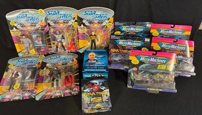 RA538 - Star Trek Collection - TNG Action Figures, Micro Machines and Trading Cards - 12