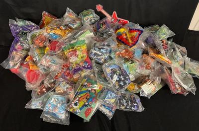 RA536 - Vintage Mcdonald’s Happy Meal Toys: Sealed – Mystery Tote