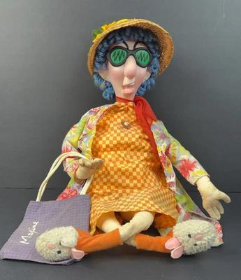 Vintage hallmark 24 poseable talking maxine doll
