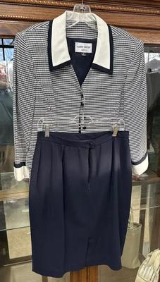 Albert Nipon Vintage Skirt Suit