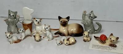 Kitty Cat Vintage Porcelain Miniature Figurines 