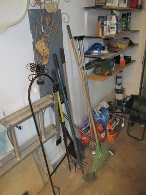 Sale Photo Thumbnail #105: Incredible garage! We have some great tools. Power tools, Hand tools, Yard Tools, Ladders, Brinkman Propane grill w/ tank, Paint Supplies, and more! 