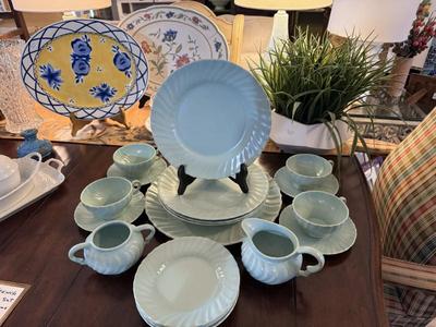 Sale Photo Thumbnail #37: Antique Franciscan Coronado in Aqua 