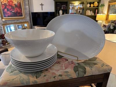 Sale Photo Thumbnail #40: Rosenthal "Romance" 8pc set