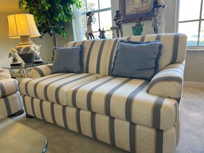 Sale Photo Thumbnail #25