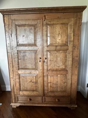 Sale Photo Thumbnail #697