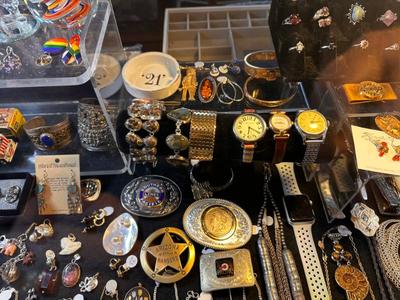 Sale Photo Thumbnail #89